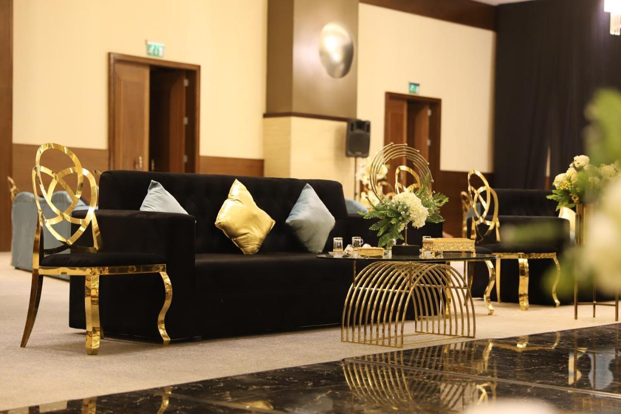 Somewhere Hotel Al Ahsa Al-Hofuf Exterior foto The lobby of the hotel